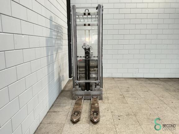 Still EXV-SF14 WKH10.578 3 18155