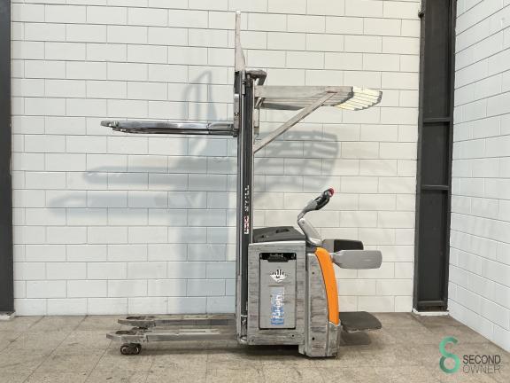 Still EXV-SF14 WKH10.578 6 18155