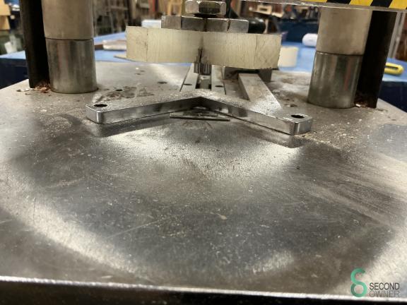 Brevetti HOU10.448 5 18483