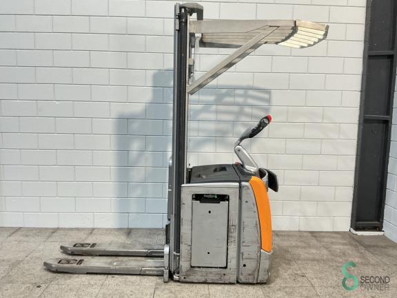 Still EXV-SF14 WKH9.856 1 17278