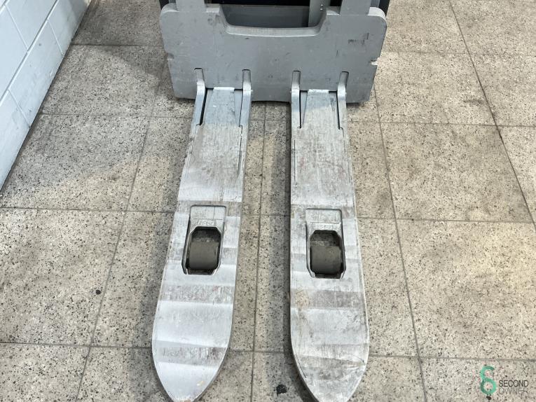 Still EXV20 WKH10.699 35 18298