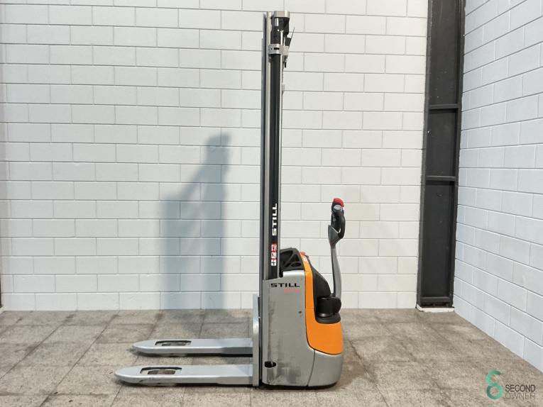 Still EXV10 WKH9.715 27 17118