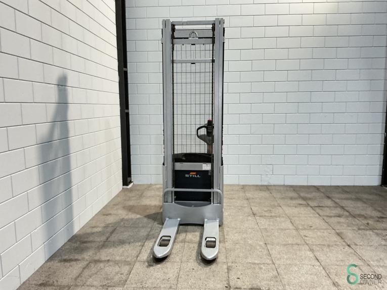 Still EXV10 WKH9.715 32 17118