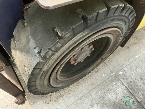 Komatsu FD 30 T 12 WKH10.617 17 18203