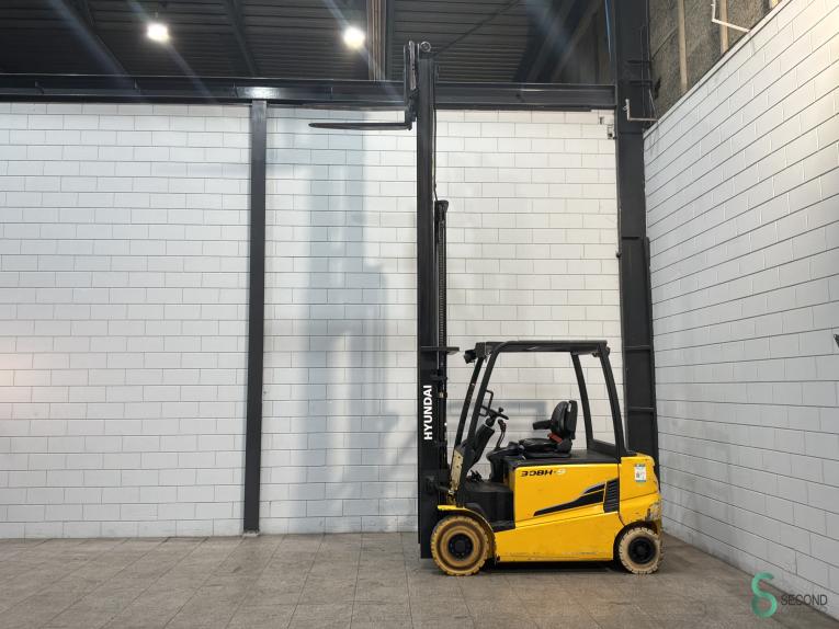 Hyundai 30BH-9 WKH11.838 45 19844