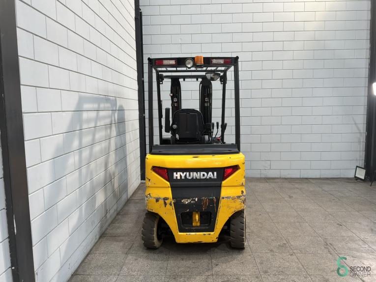 Hyundai 30BH-9 WKH11.838 44 19844