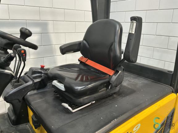 Hyundai 30BH-9 WKH11.838 10 19844