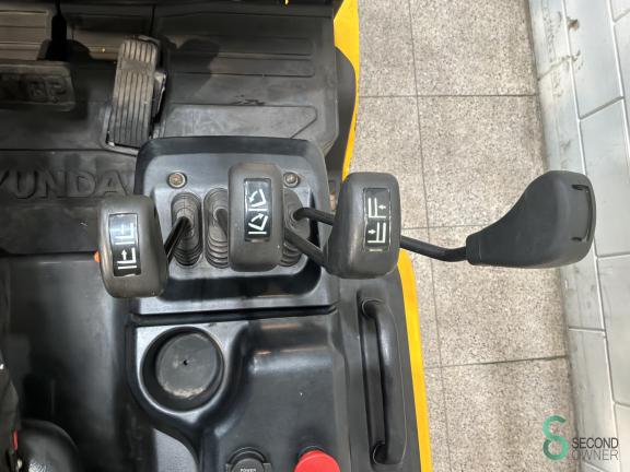 Hyundai 30BH-9 WKH11.838 11 19844