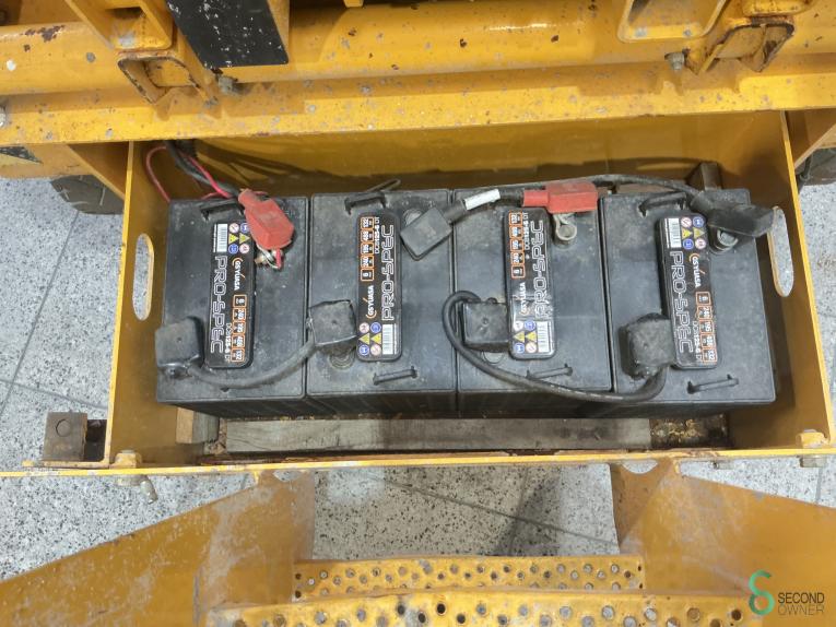 Haulotte Compact 10 BOU10.467 49 18015