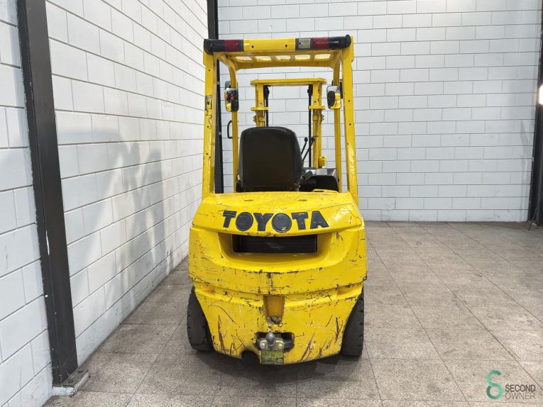 Toyota 7FD25 WKH12.272 42 20415