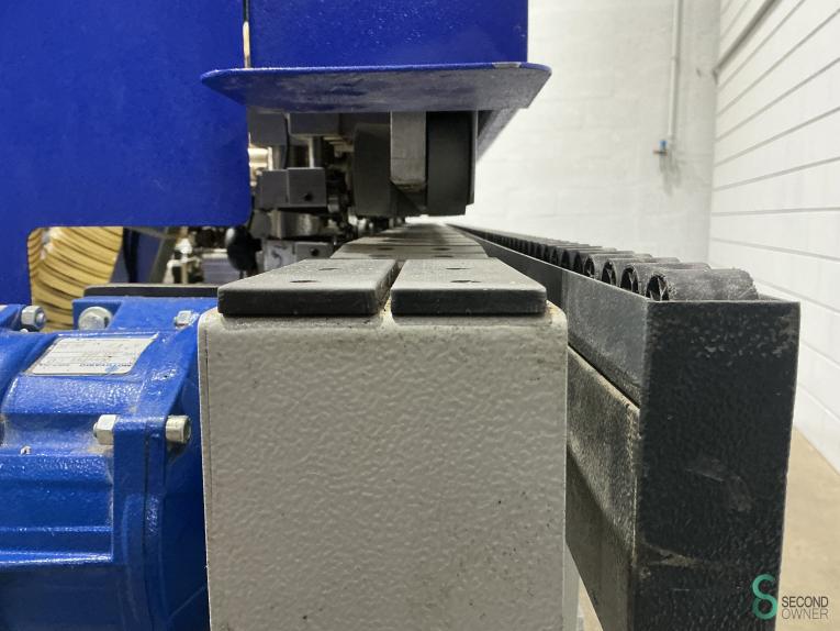 Felder G 560 HOU9.934 102 17370