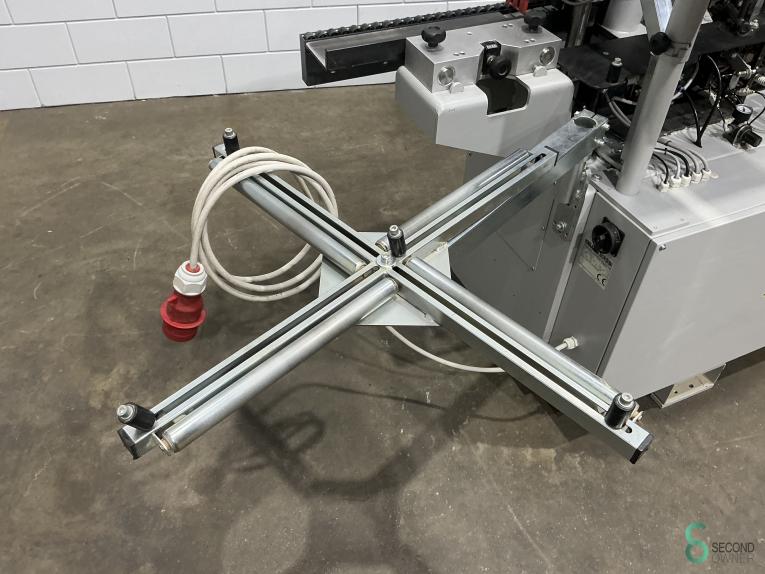 Felder G 560 HOU9.934 110 17370