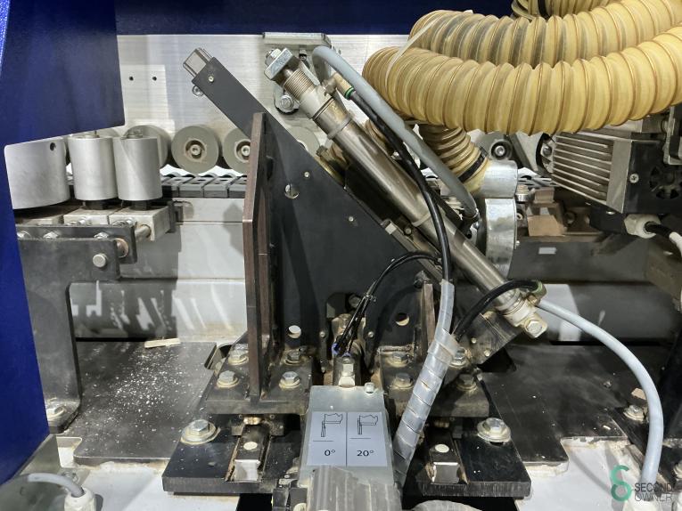 Felder G 560 HOU9.934 105 17370