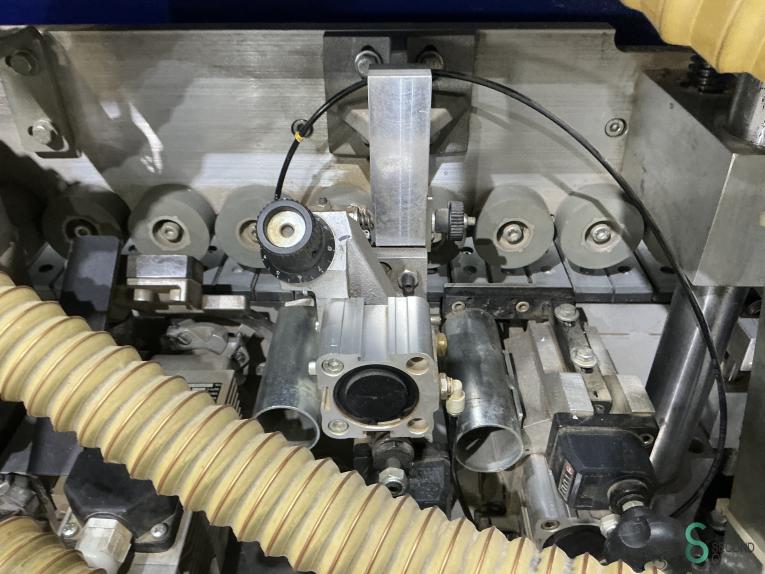 Felder G 560 HOU9.934 116 17370