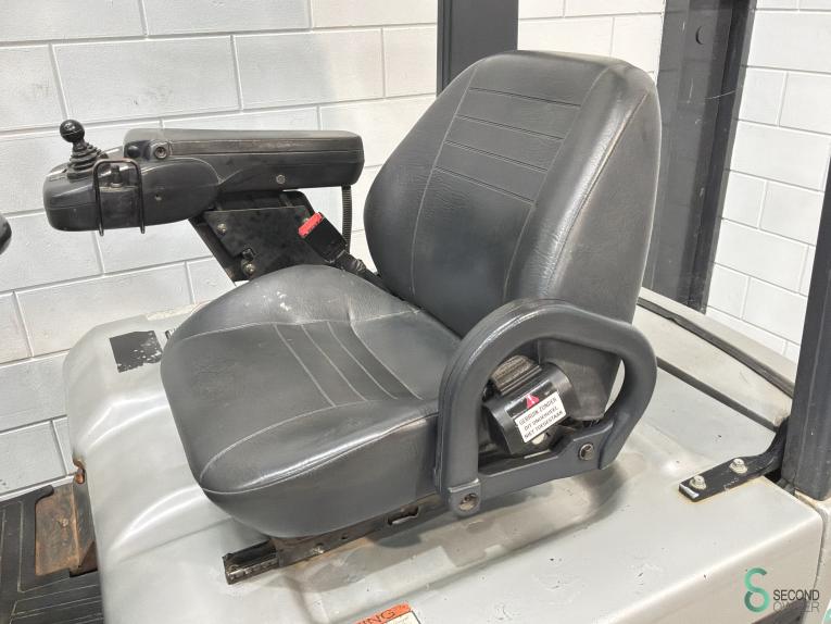 Nissan G 1 N 1 L 20 Q WKH11.730 45 19696