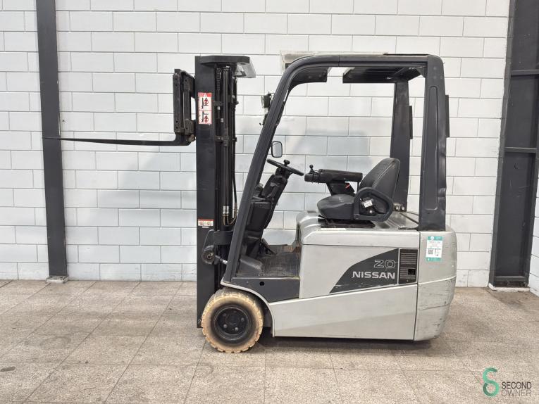 Nissan G 1 N 1 L 20 Q WKH11.730 41 19696