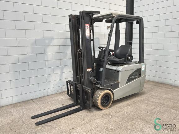 Nissan G 1 N 1 L 20 Q WKH11.730 3 19696
