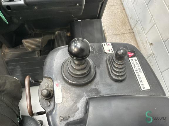 Nissan G 1 N 1 L 20 Q WKH11.730 13 19696