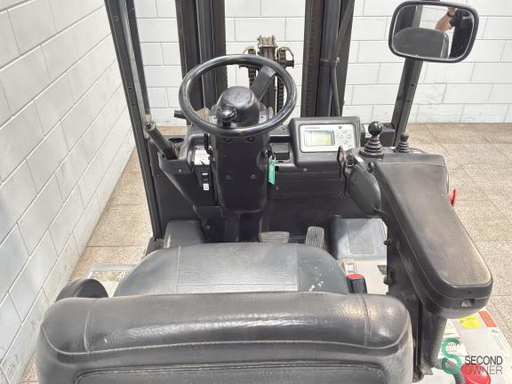 Nissan G 1 N 1 L 20 Q WKH11.730 12 19696