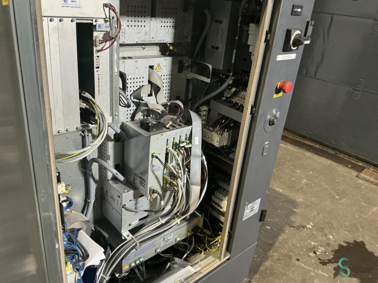 Comau C4G-RCC3 Controller MET10.017 28 17461
