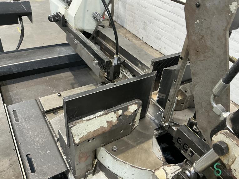 Pegas-Gonda 300x320 SHI-LR MET12.056 37 20117