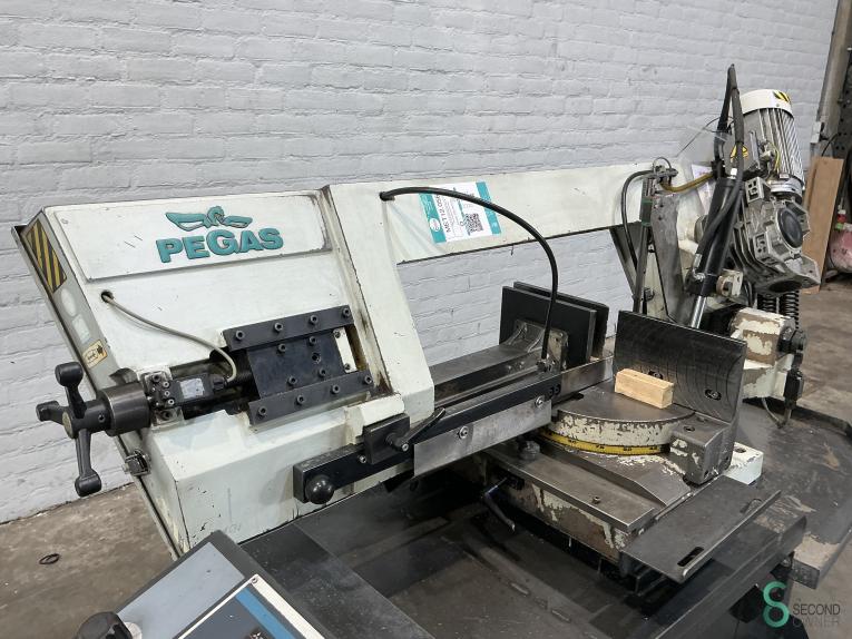 Pegas-Gonda 300x320 SHI-LR MET12.056 41 20117