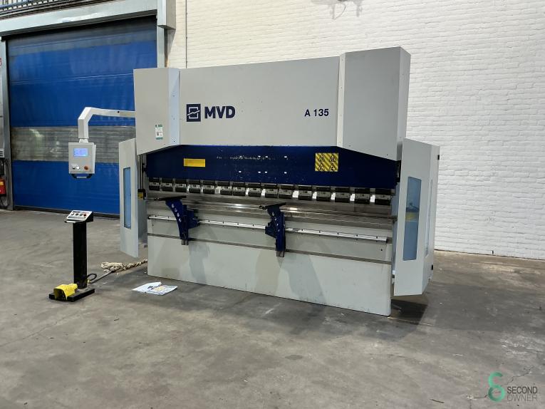 MVD A 135-3100 MET10.951 43 18715
