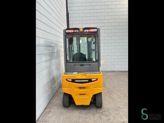 Jungheinrich EFG 320 WKH10.895 5 18558
