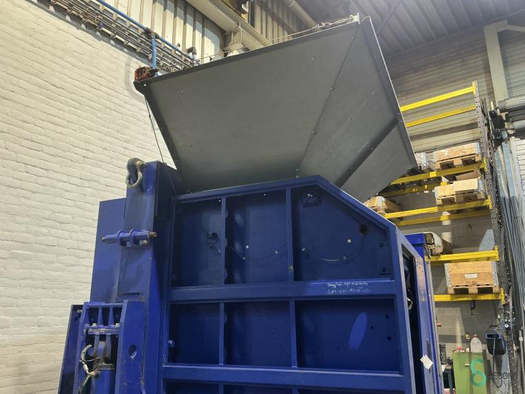 Strautmann BrikPress HP/NP 240 REC.2019 94 12178