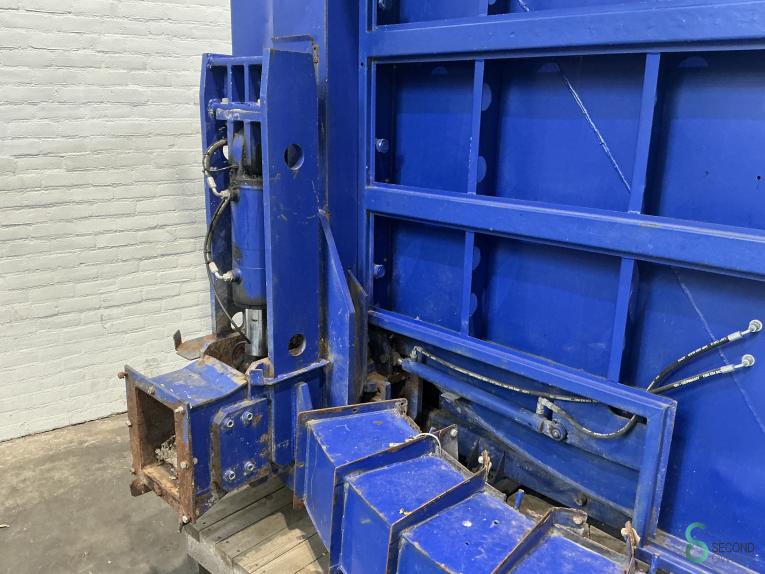 Strautmann BrikPress HP/NP 240 REC.2019 91 12178