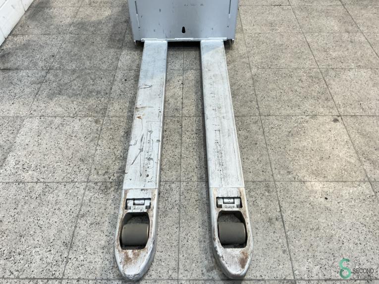 Still EXH-SF20 WKH9.876 37 17304