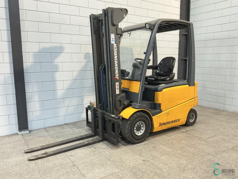 Jungheinrich EFG 425 WKH8.379 41 15251