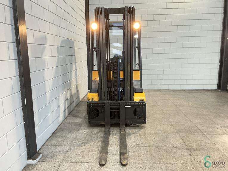 Jungheinrich EFG 425 WKH8.379 40 15251