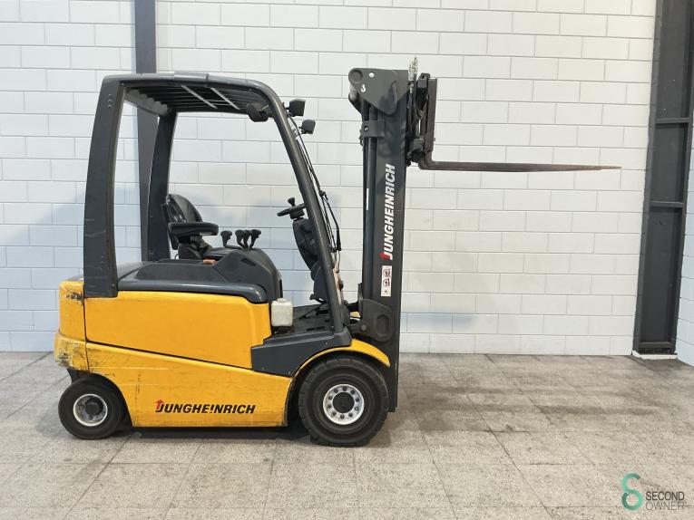 Jungheinrich EFG 425 WKH8.379 43 15251