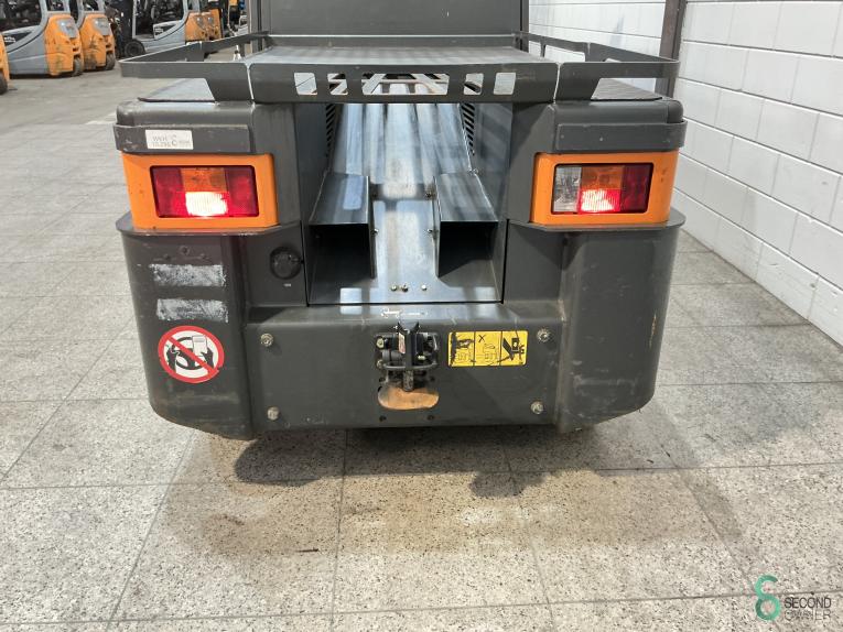 Still R07-25 WKH10.296 44 17786