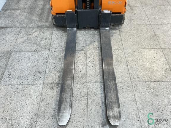 Still EK-X WKH9.852 6 17275