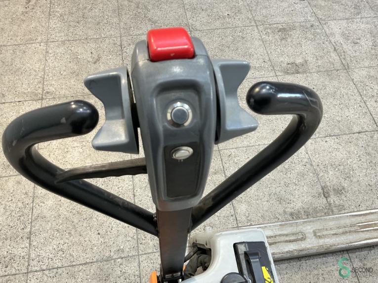 Still ECH12 WKH9.906 27 17328