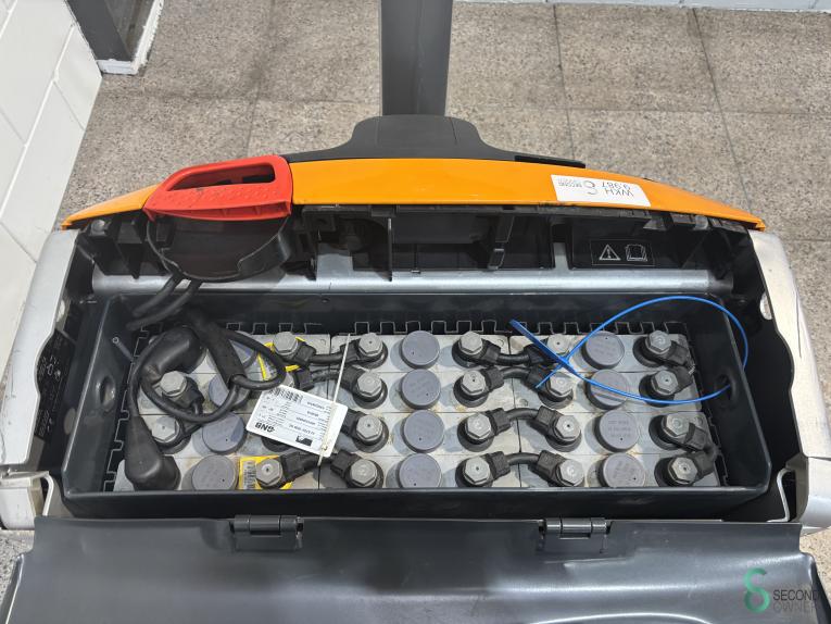 Still EXU20 WKH9.987 34 17429