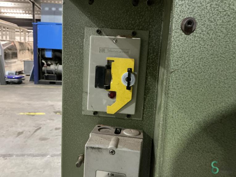 Brevetti HOU9.598 53 16953