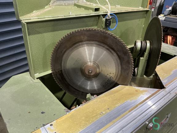 Brevetti HOU9.598 8 16953