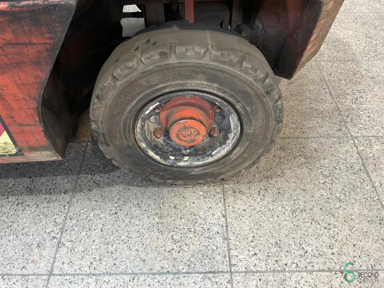 Nissan FD25 WKH10.712 46 18313