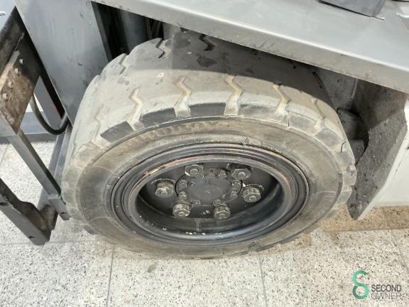 Nissan UGD 02 A 30 PQ WKH10.618 19 18204