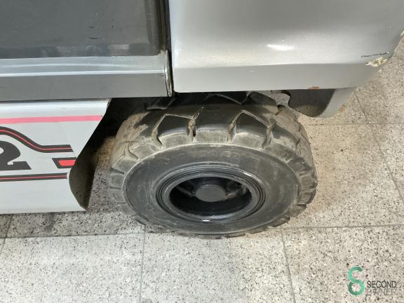 Nissan UGD 02 A 30 PQ WKH10.618 18 18204