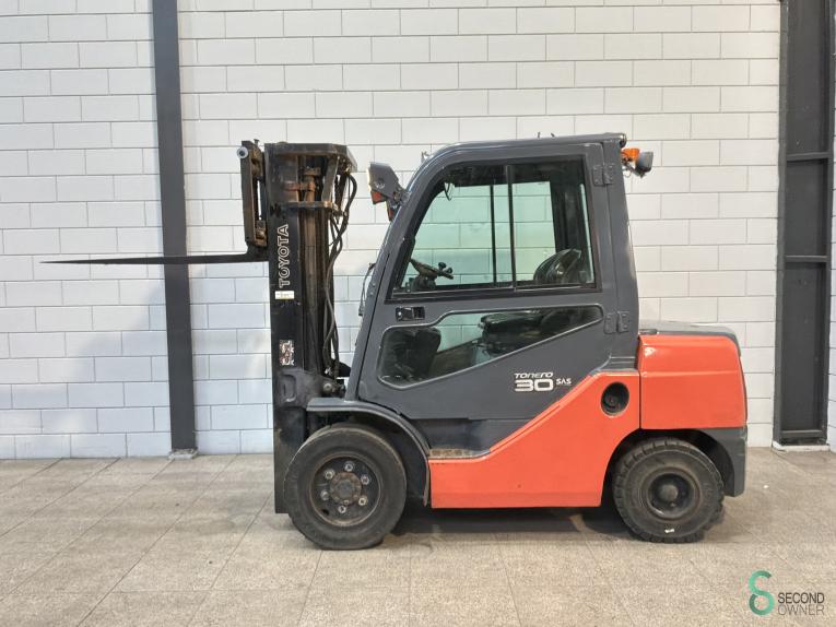 Toyota 52-8 FDF 30 WKH11.178 49 18974