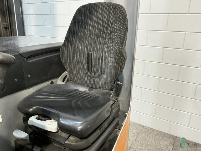 Still FM-X14 WKH9.176 49 16453