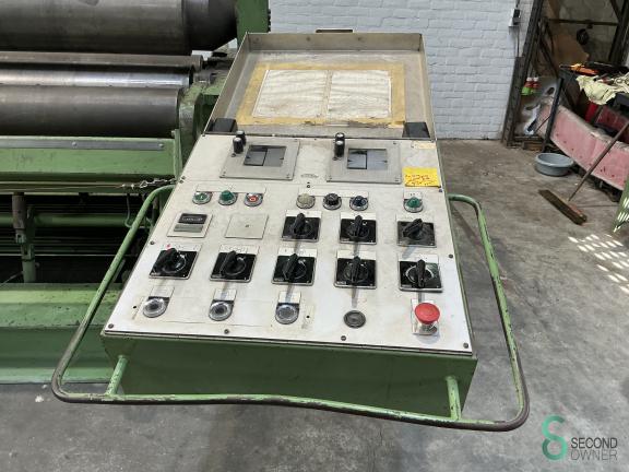 Haeusler VRM E HY 3000/8 MET12.080 8 20150