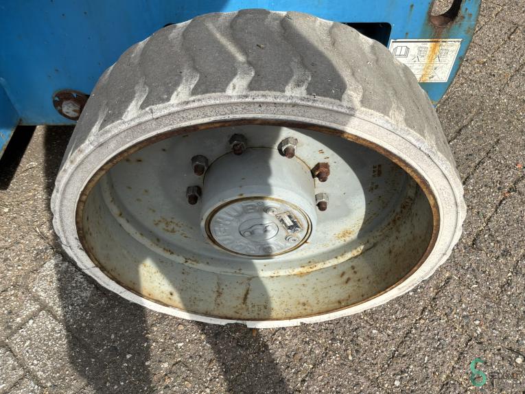 Genie Z-40/23N BOU12.067 48 20136