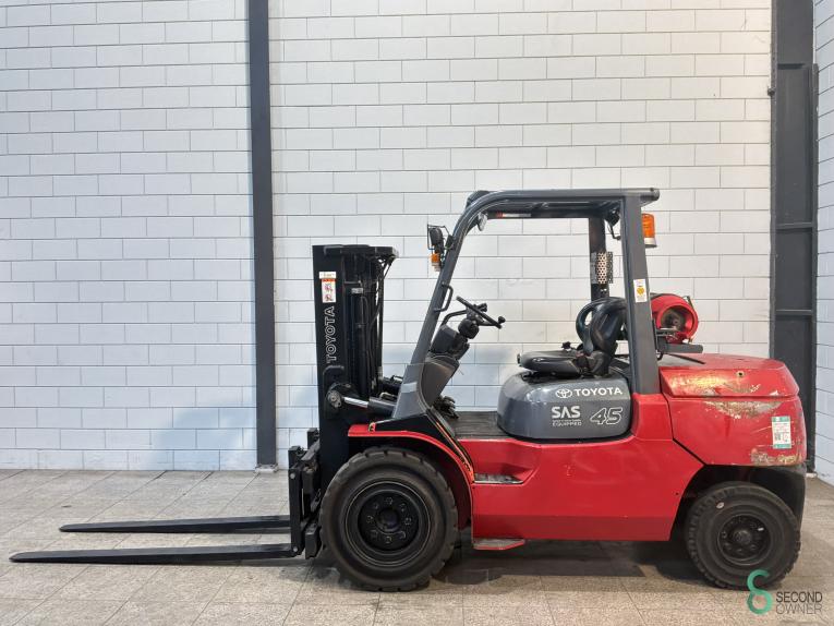 Toyota 02-7 FG 40 WKH11.996 37 20048