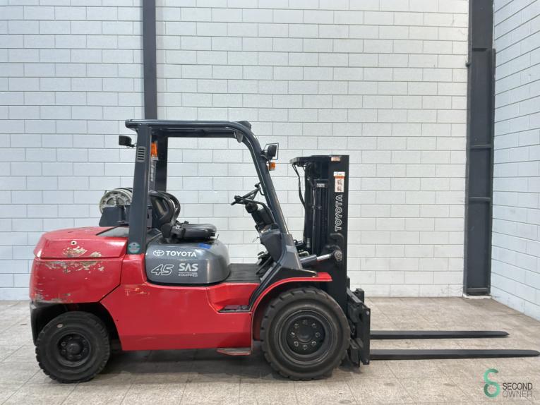 Toyota 02-7 FG 40 WKH11.996 38 20048