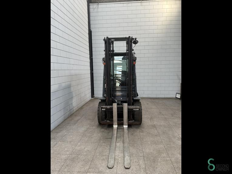 Toyota 02-8 FDF 30 WKH11.743 34 19717